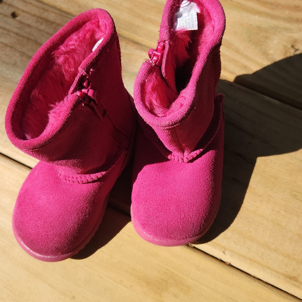 Circo Toddler Boots Size 4 EUC